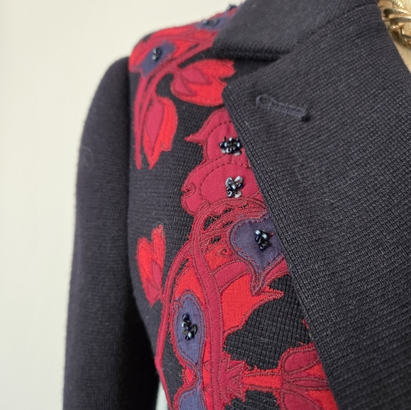 TORY BURCH Navy Wool Fitted Blazer With Red Floral Embroidery. Size XS - Picture 3 of 12